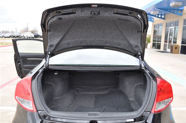 Honda Accord 2012 photo 4