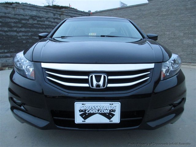 Honda Accord 2012 photo 1