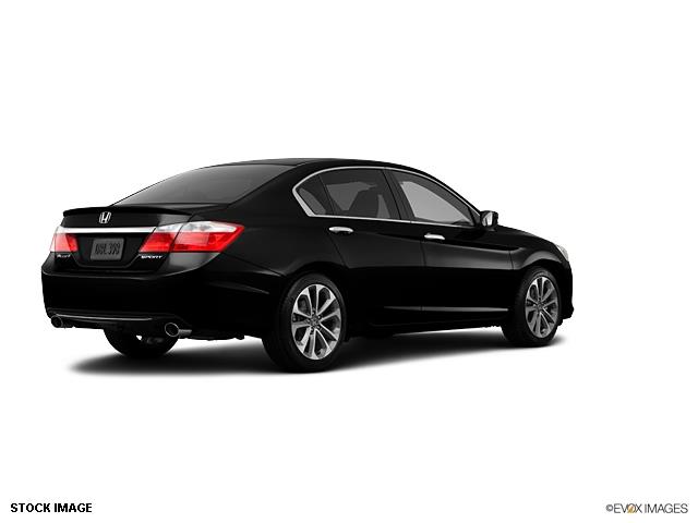 Honda Accord 2013 photo 9