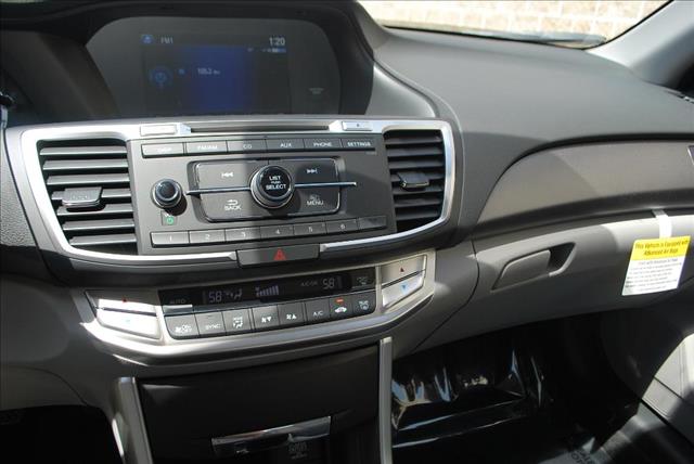 Honda Accord 2013 photo 21