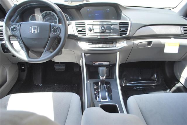 Honda Accord 2013 photo 28