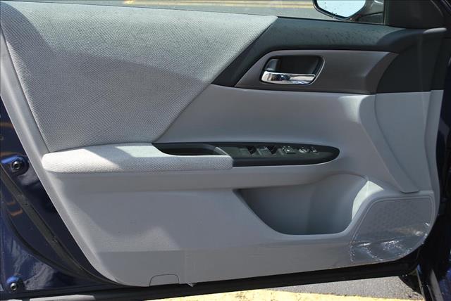 Honda Accord 2013 photo 31