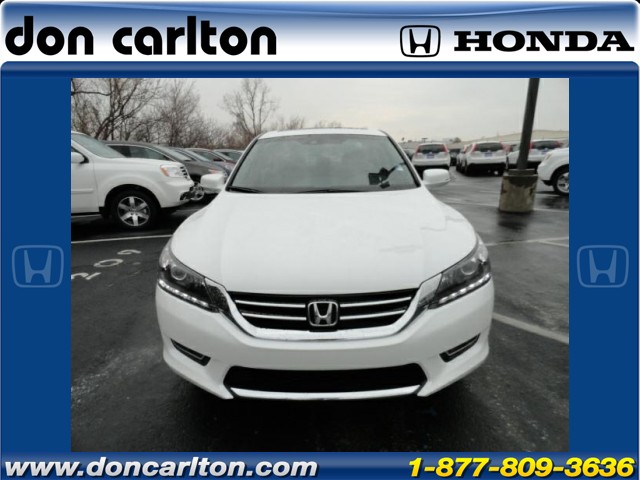 Honda Accord 2013 photo 1