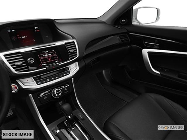 Honda Accord 2013 photo 1