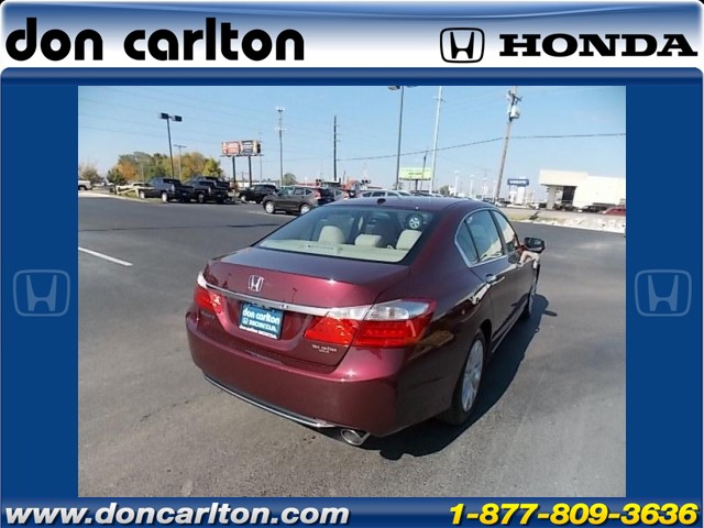 Honda Accord 2013 photo 2