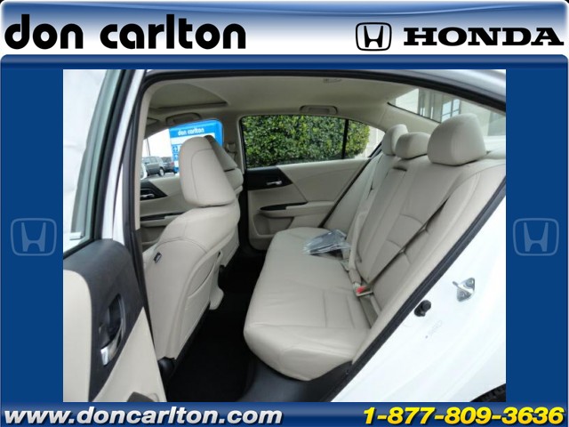 Honda Accord 2013 photo 4