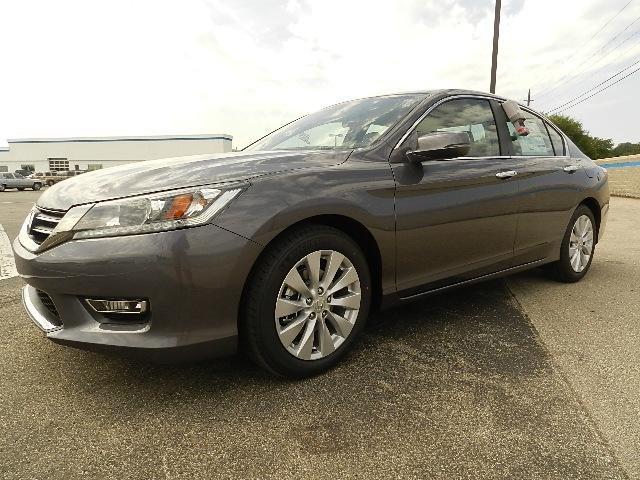 Honda Accord 2013 photo 2