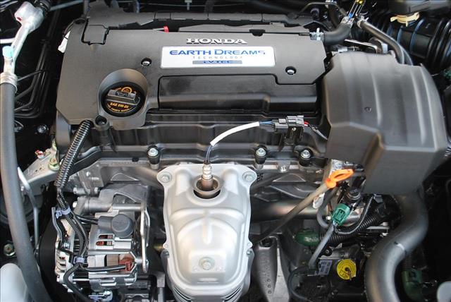 Honda Accord 2013 photo 21