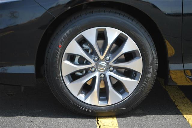 Honda Accord 2013 photo 23