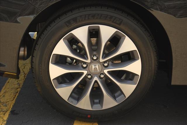 Honda Accord 2013 photo 24