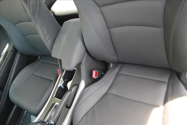 Honda Accord 2013 photo 30