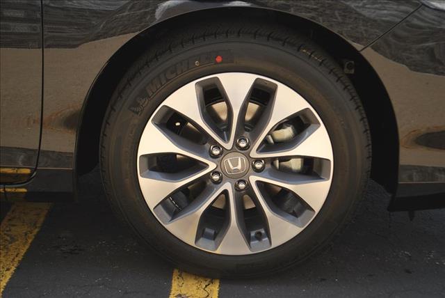 Honda Accord 2013 photo 7