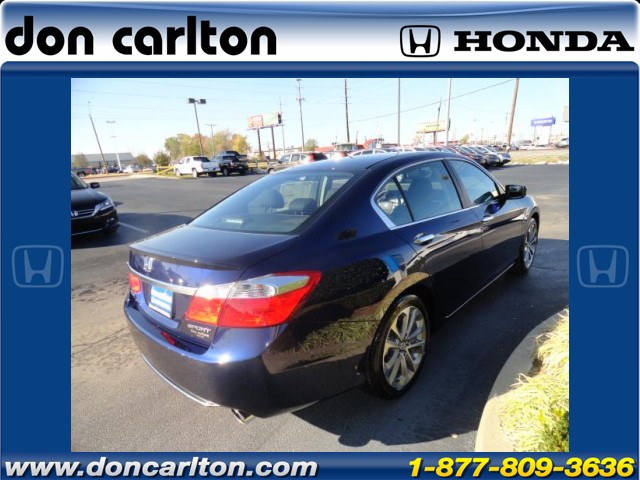 Honda Accord 2013 photo 2