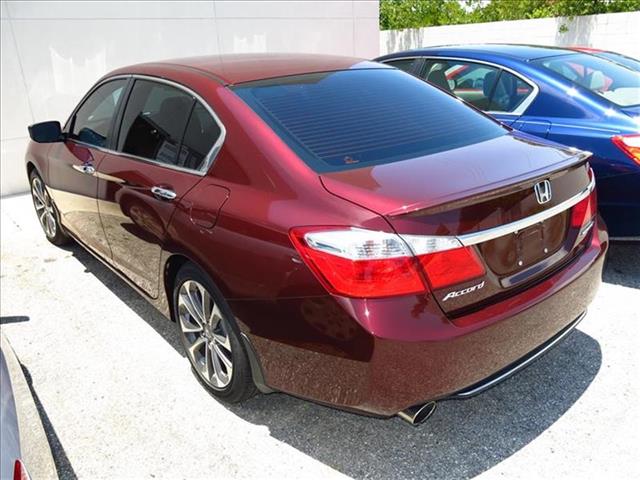 Honda Accord 2013 photo 1