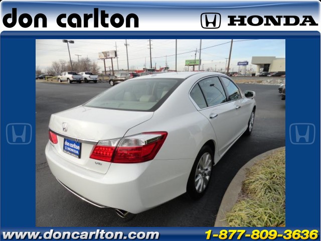 Honda Accord 2013 photo 2