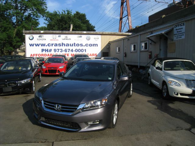 Honda Accord 2013 photo 1