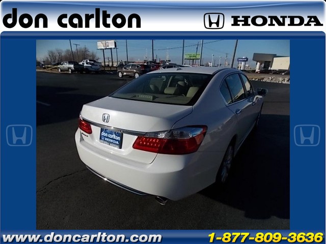 Honda Accord 2013 photo 2