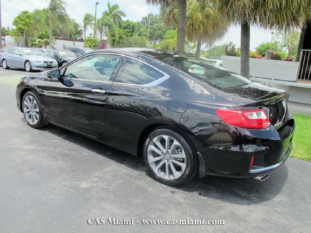 Honda Accord 2013 photo 2