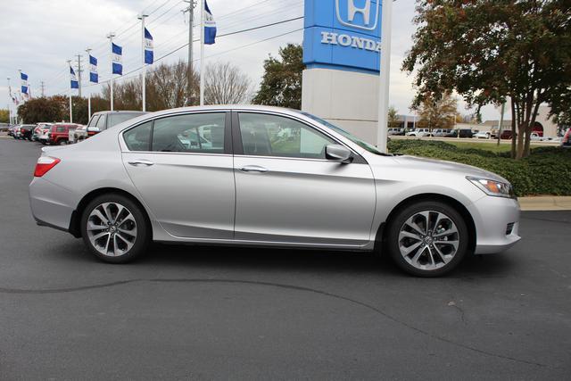 Honda Accord 2014 photo 2