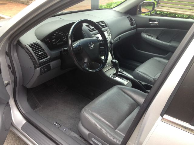 Honda Accord LS 2WD Sedan