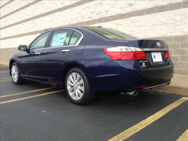 Honda Accord 2014 photo 2
