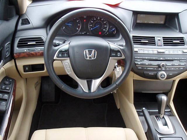 Honda Accord Crosstour LS 2WD Hatchback