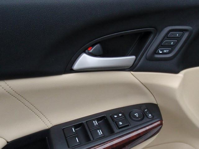 Honda Accord Crosstour 2010 photo 3