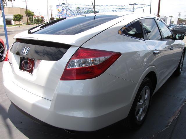 Honda Accord Crosstour 2010 photo 3