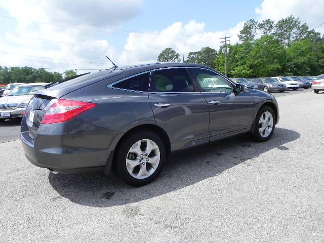 Honda Accord Crosstour 2010 photo 2
