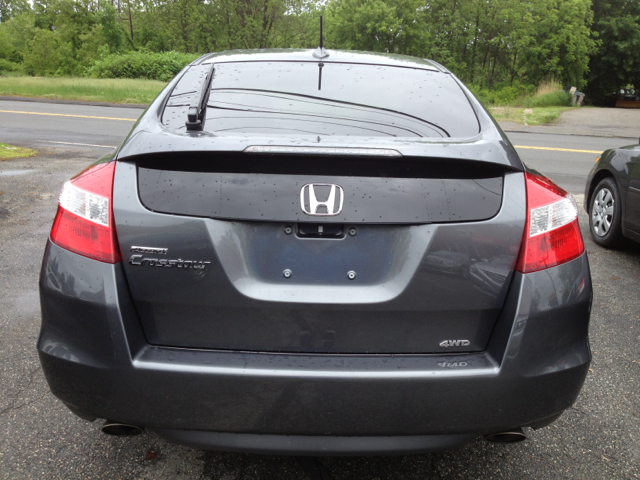 Honda Accord Crosstour 2010 photo 2