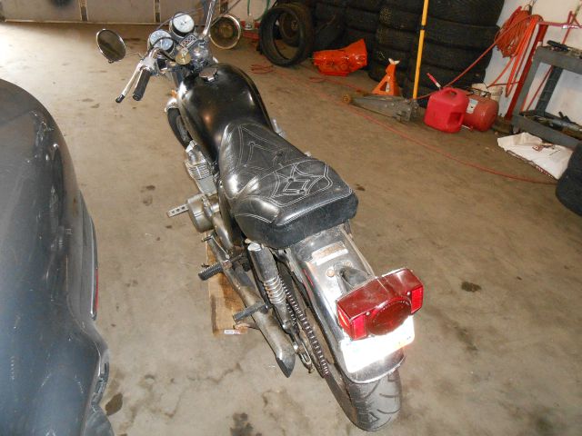 Honda CB750 1972 photo 4