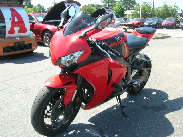 Honda CBR1000RR 2008 photo 6