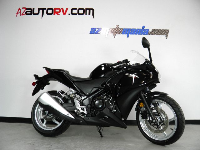 Honda CBR250R 2011 photo 3