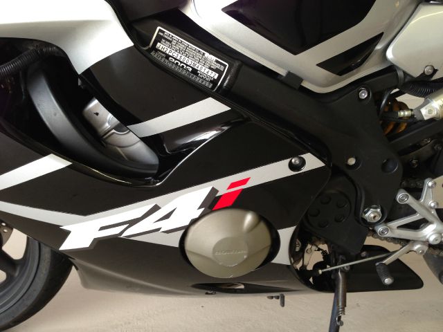 Honda CBR600F4i 2003 photo 1