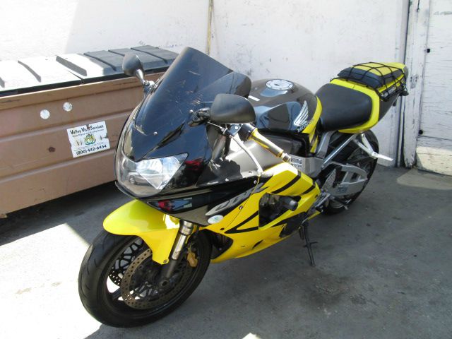Honda CBR929RR 2000 photo 3
