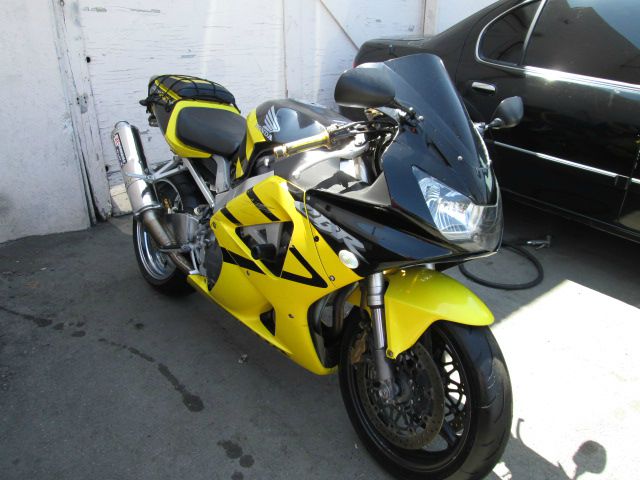 Honda CBR929RR 2000 photo 4