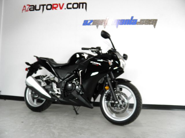 Honda CBR 250R 2012 photo 20