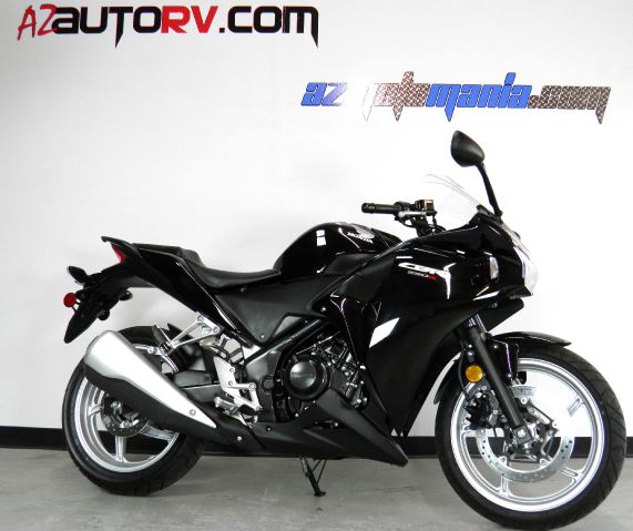 Honda CBR 250R 2012 photo 21