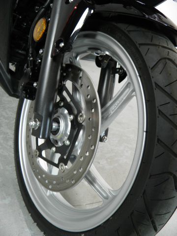 Honda CBR 250R 2012 photo 9