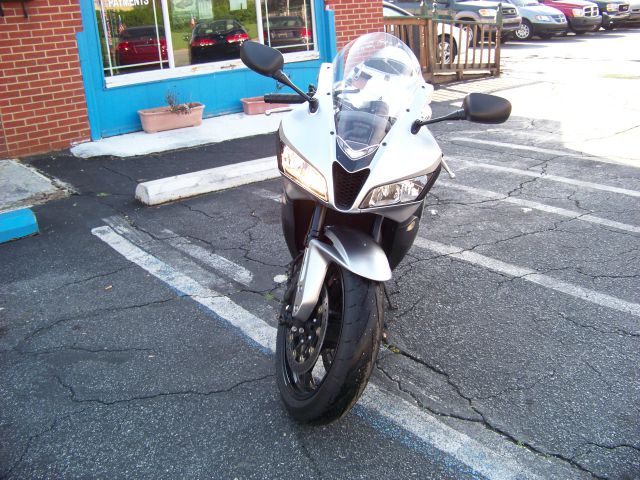 Honda CBR 600 2008 photo 1