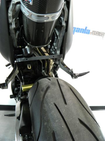 Honda CBR 600RR 2004 photo 10