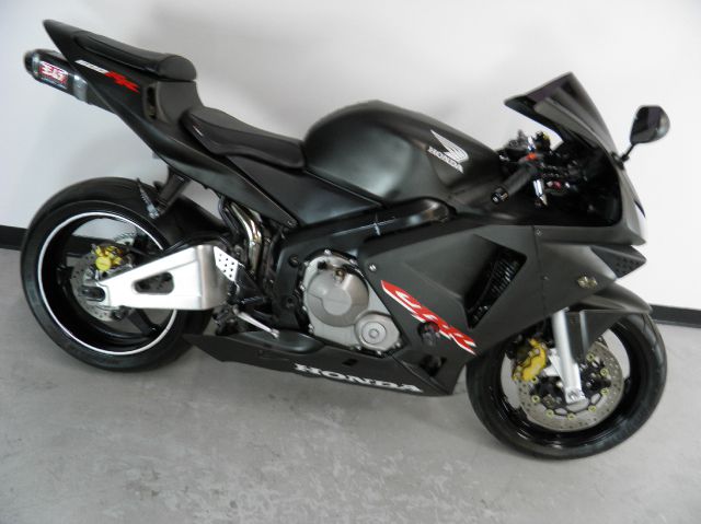 Honda CBR 600RR 2004 photo 30