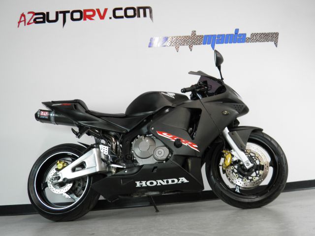Honda CBR 600RR 2004 photo 31