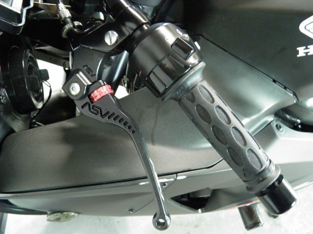 Honda CBR 600RR 2004 photo 7