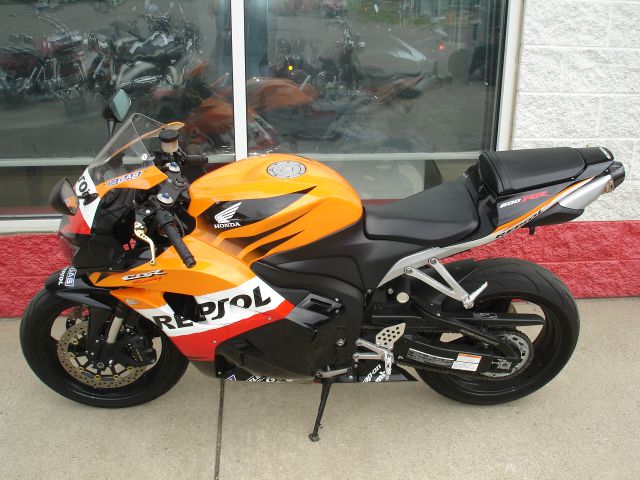 Honda CBR 600RR 2009 photo 16