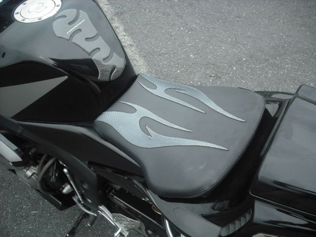 Honda CBR 600RR 2004 photo 1