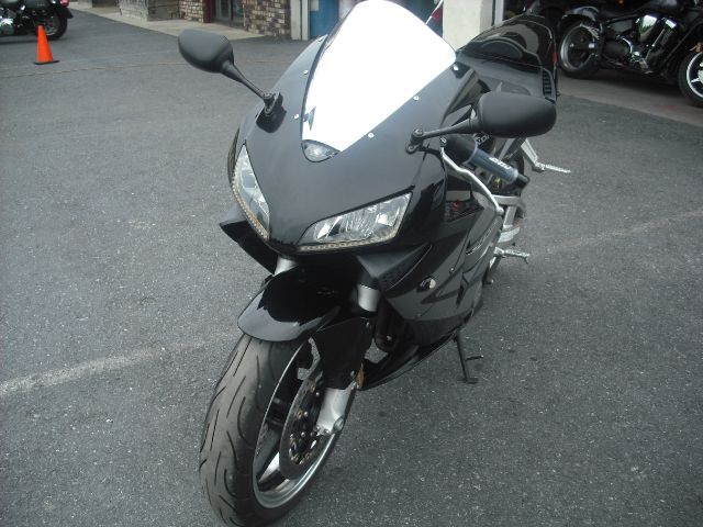 Honda CBR 600RR 2004 photo 8