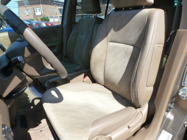 Honda CR-V 2004 photo 2