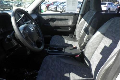 Honda CR-V 2004 photo 2