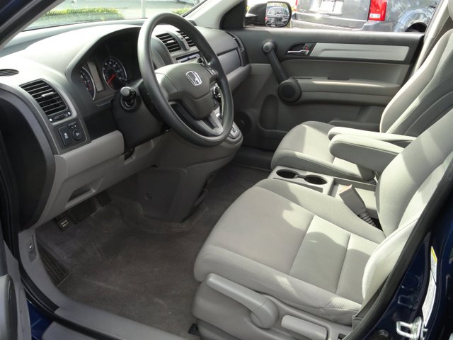 Honda CR-V 2010 photo 2